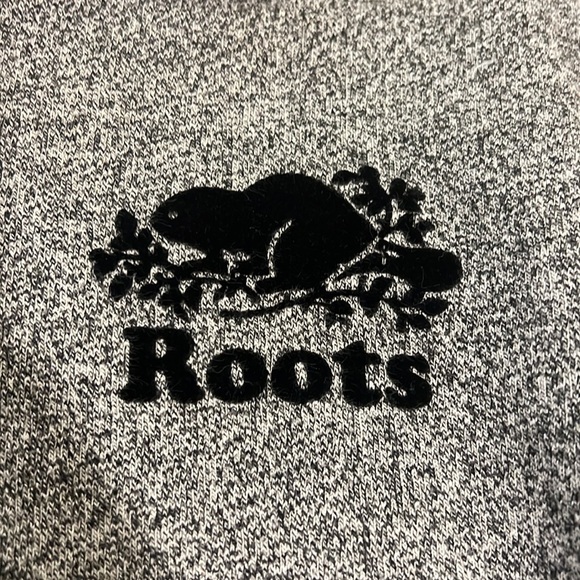 ROOTS CANADA QUARTER ZIP - Picture 3 of 4